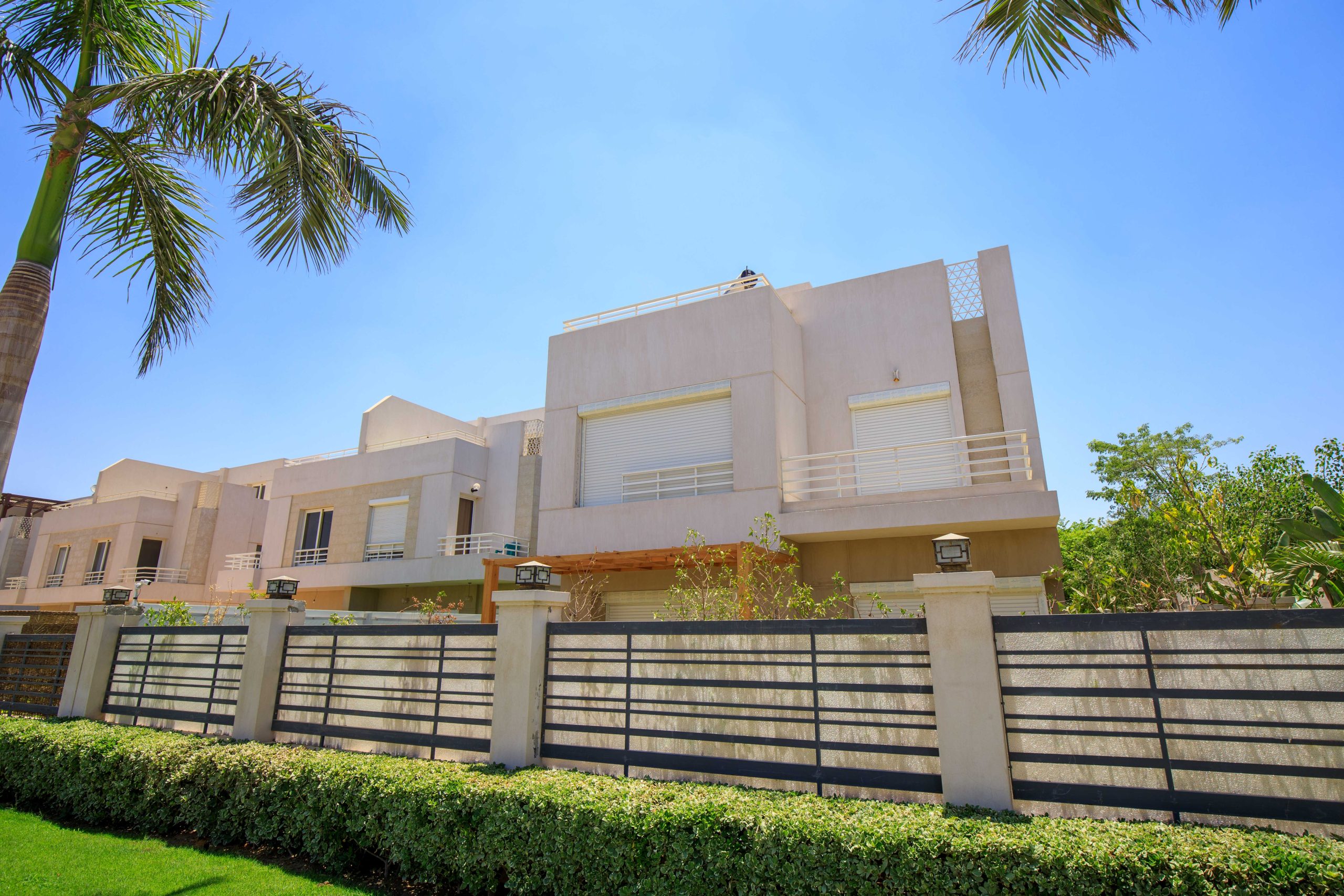 Atrio Compound, Sheikh Zayed