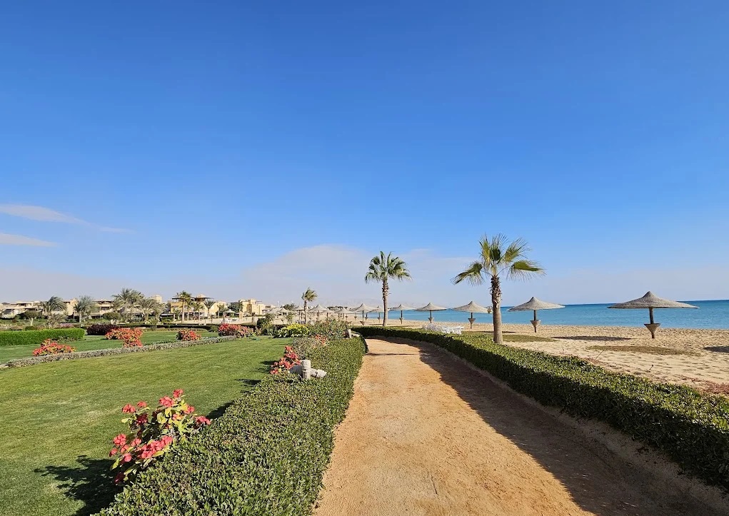 El Ein Bay Sokhna Resort New Giza Development