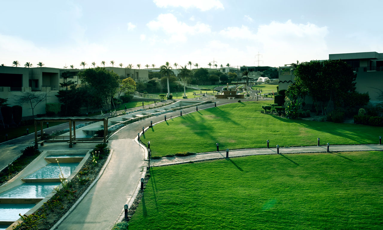 Lugar Compound, the 6th of October City