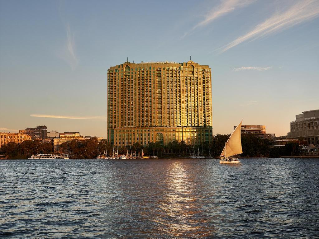 four seasons hotel cairo at nile plaza