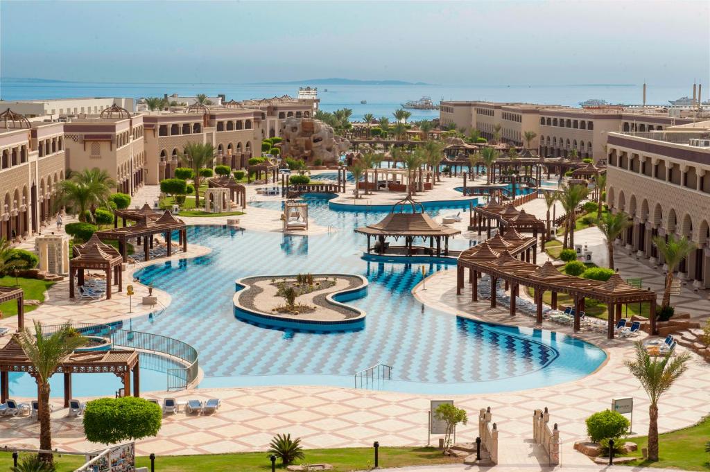 sunrise mamlouk palace resort
