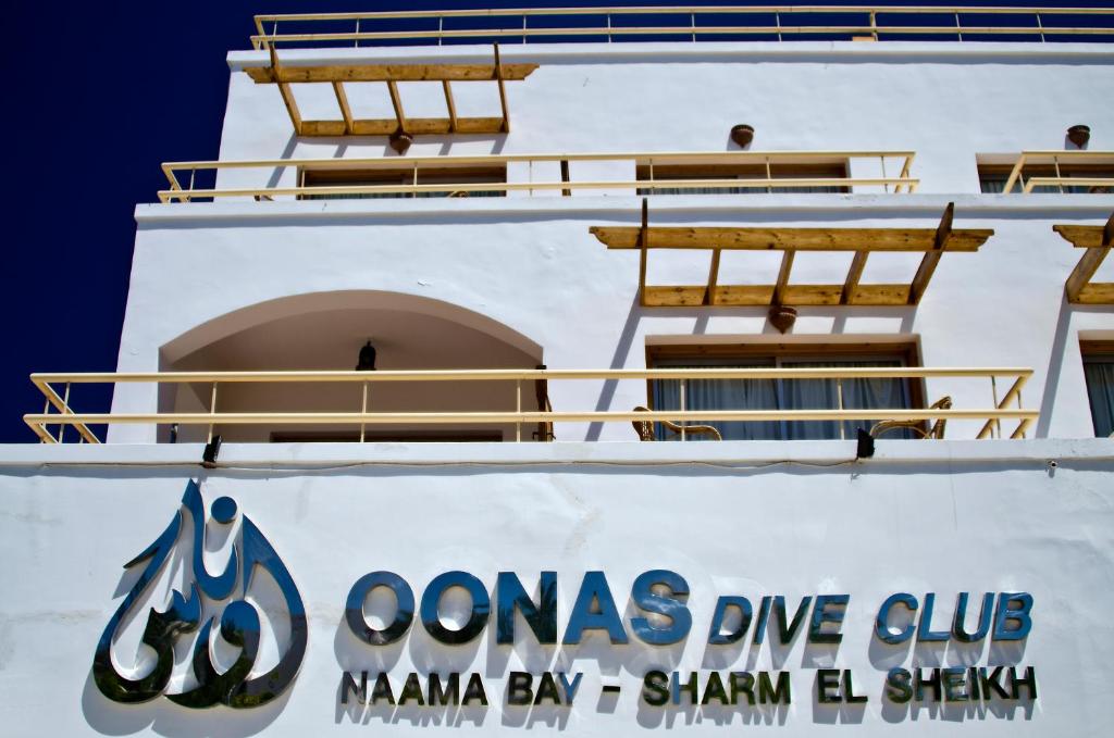 Oonas Dive Club Hotel