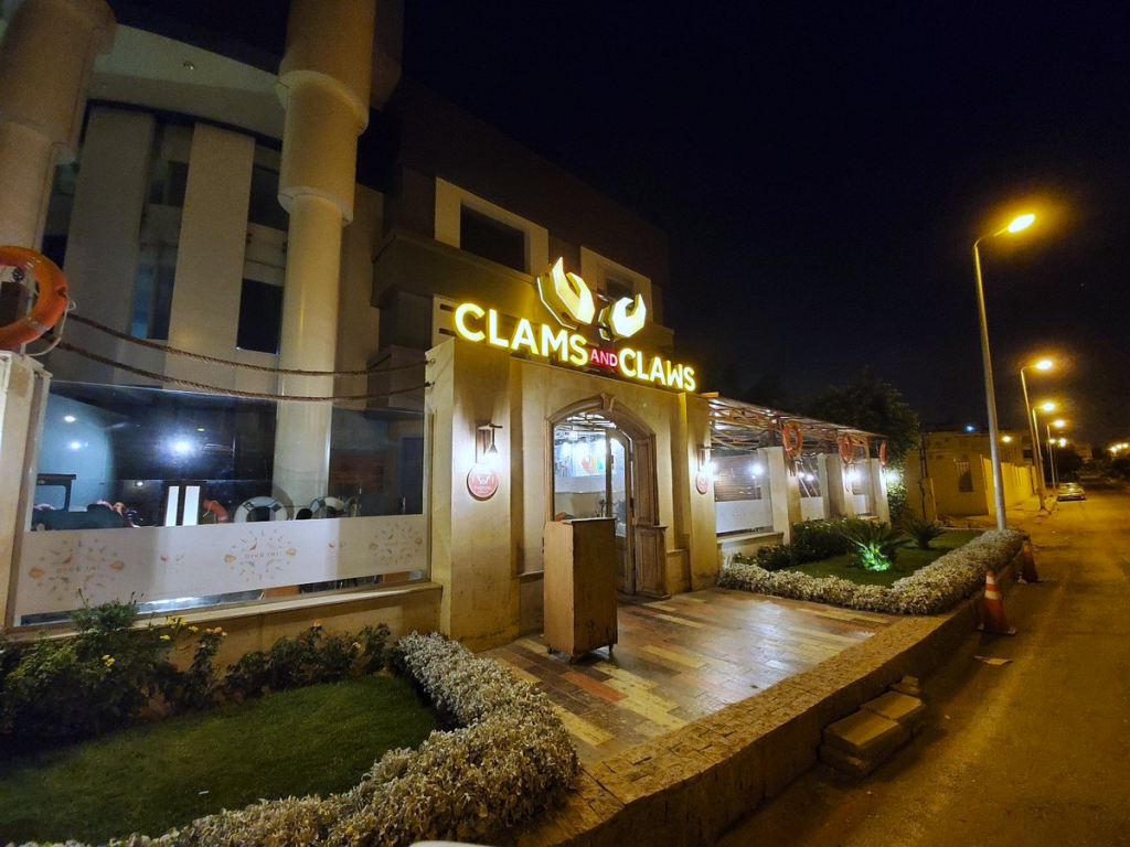 Clams and Claws New Cairo, Egypt
