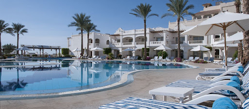 منتجع كونتيننتال بلازا بيتش