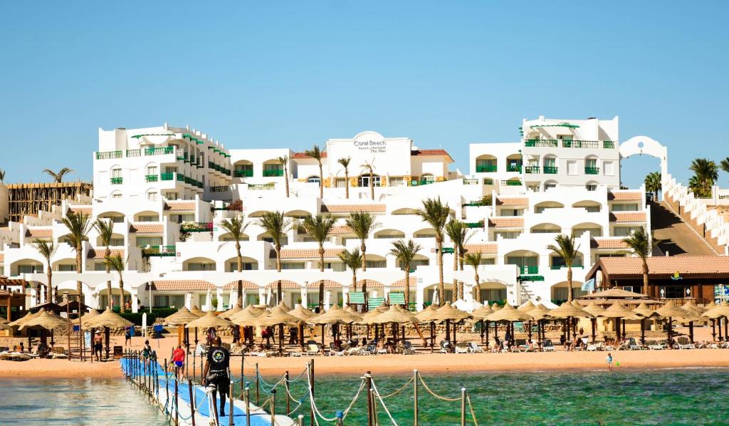 منتجع كورال بيتش المنتزه