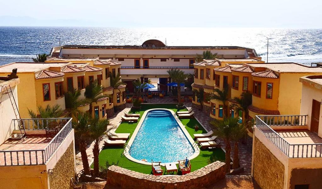 Neptune Residence 1