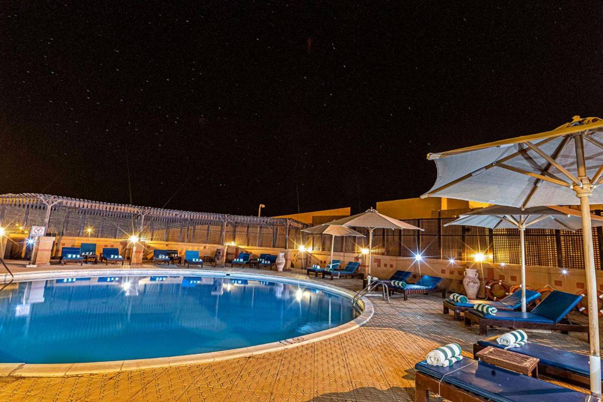Resta Club Marina View Port Ghalib