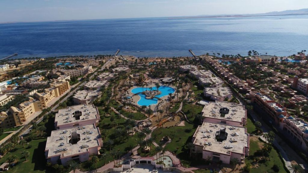 parrotel beach resort