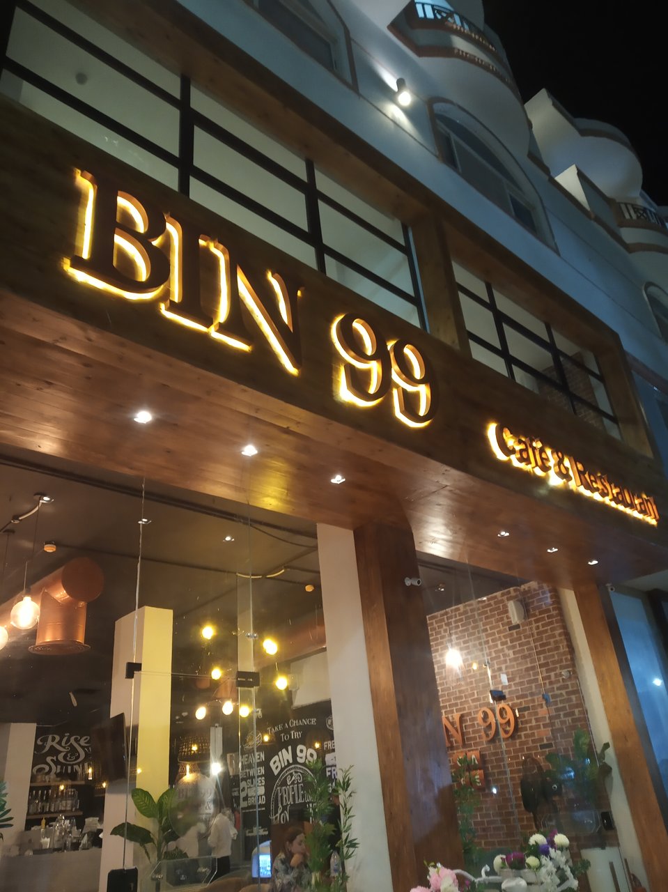 Bin99 Cafe