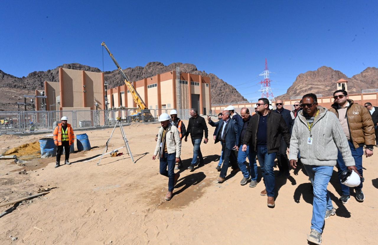 Minister of Housing Inspects Electricity Substation and Nabi Saleh Checkpoint Road in Saint Catherine