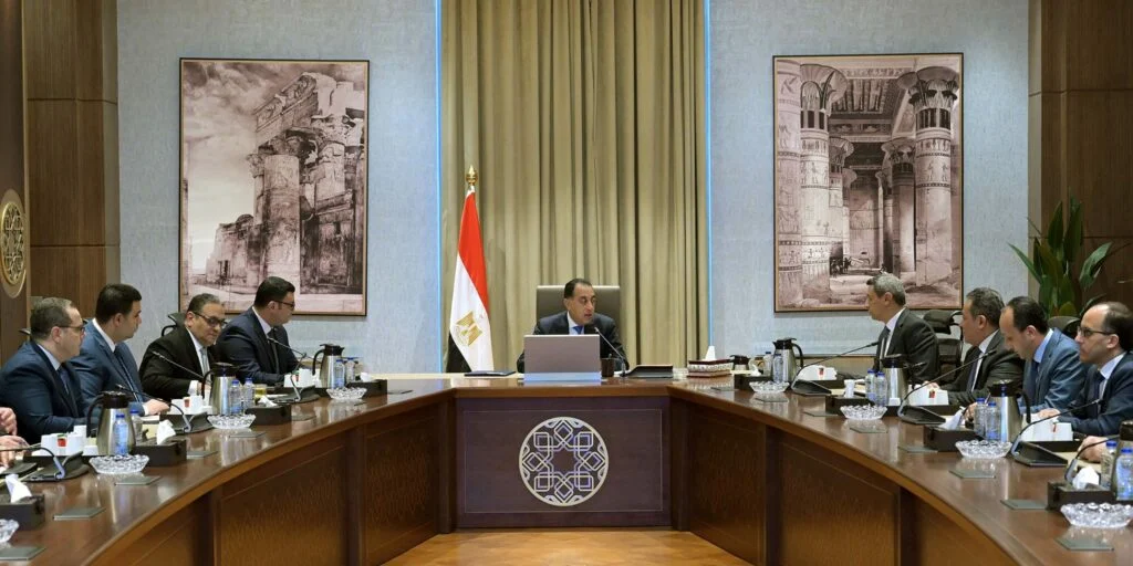 Prime Minister Reviews Strategic Plans and Implementation Status of New Suez and Sphinx Cities