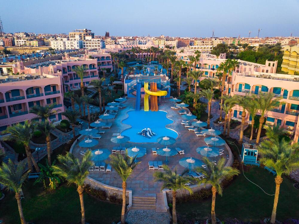Hotel Le Pacha Resort 1