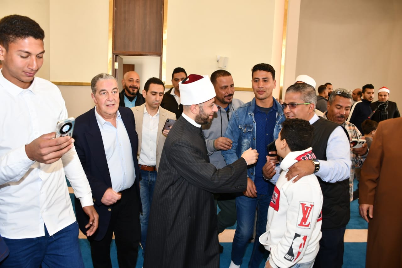 In the Presence of the Minister of Housing: Minister of Endowments Inaugurates Al Mansour Mosque in Badya, New October City