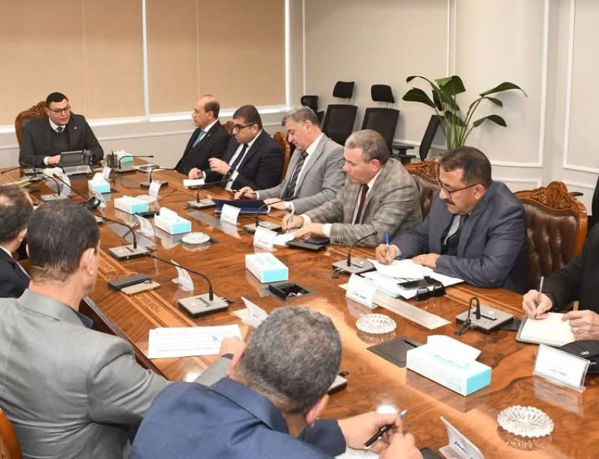 Minister of Housing Follows Up on the Status of "Decent Life" Presidential Initiative Projects