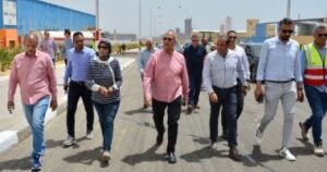 Housing Ministry Officials Inspect Projects in New Suez City