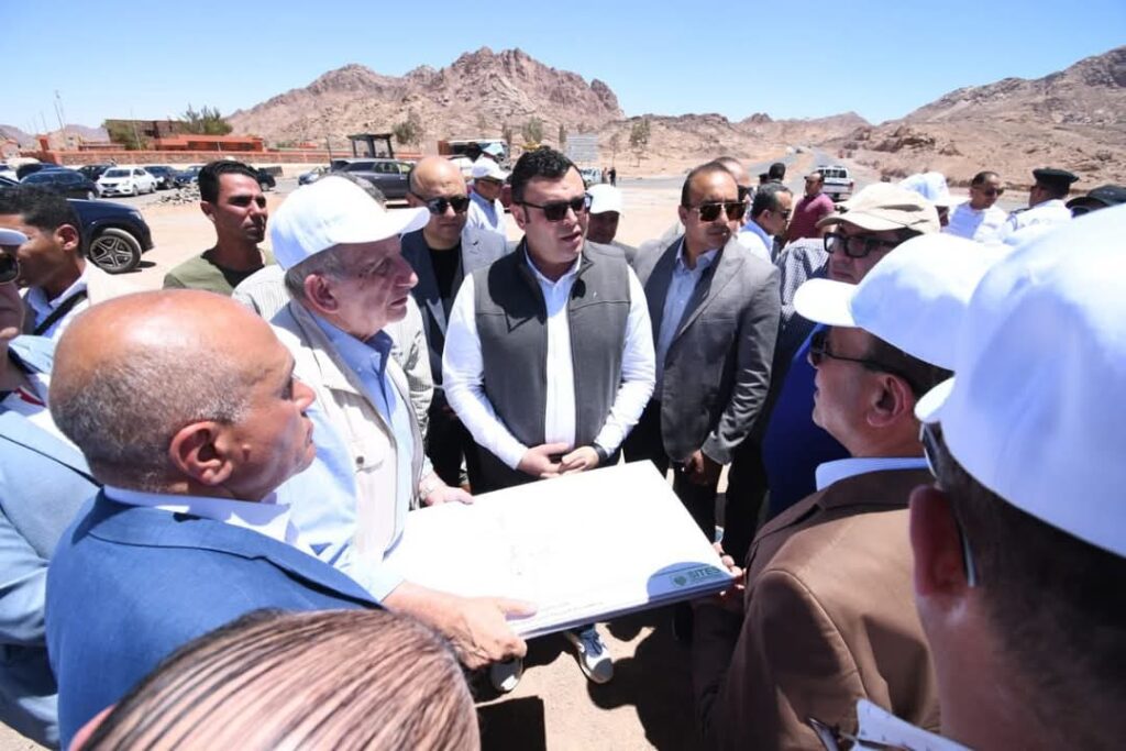 Minister of Housing Inspects Development Works on Al-Nabi Saleh Checkpoint Roads