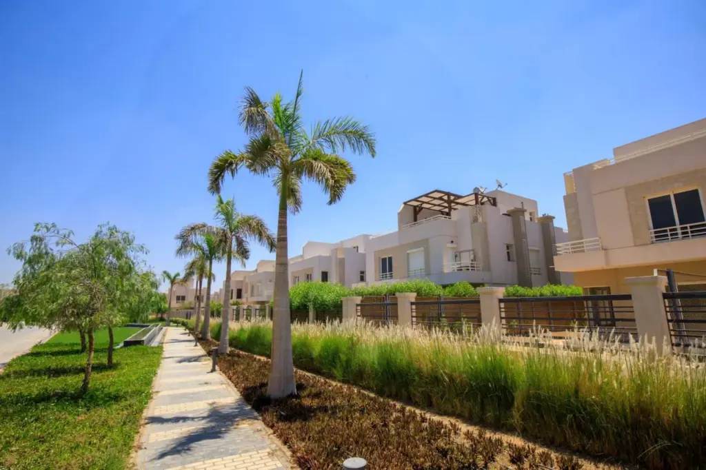 Al Burouj Compound