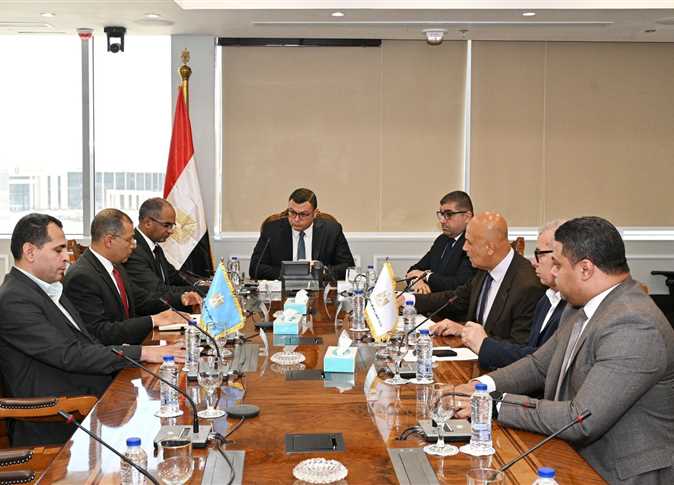Housing Minister Follows Up on the Wastewater System in East Cairo Cities and the Targets Set Until 2030