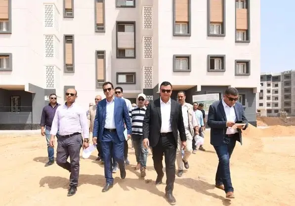 Housing Minister Inspects Green Housing and Industrial Drainage Network Development Projects in 10th of Ramadan City