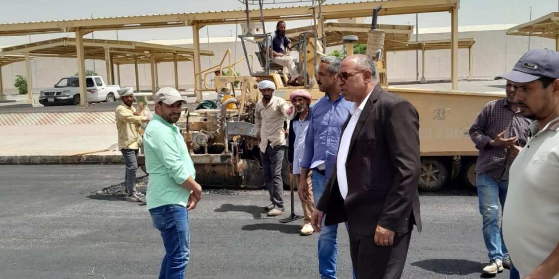 Implementation of the Outer Lane of the Main Road and Social Housing Roads in New Akhmim City