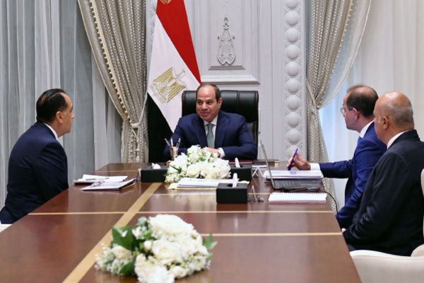 Sisi Directs Government to Take All Financial and Commodity Precautions Amid Regional Developments