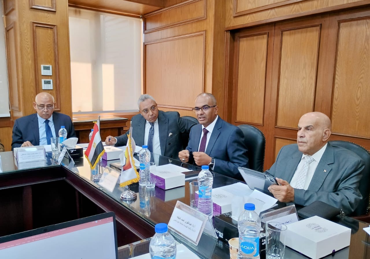 Deputy Minister of Housing Holds Meeting with the Supreme Coordinating Committee to Update Drinking Water and Sanitation Codes
