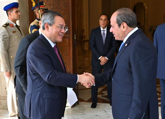 El-Sisi Affirms Egypt’s Commitment to Strengthening Cooperation with China and Praises Its Contributions to Development Projects