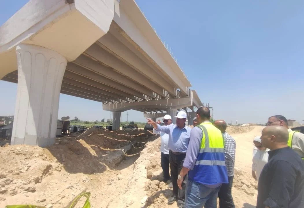 Housing Minister Follows Up on the Construction of the Western Arc of Omar Suleiman Axis in Alexandria