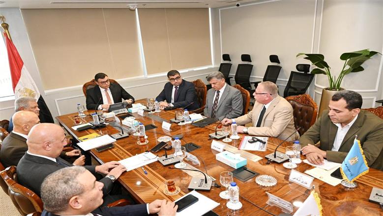 Minister of Housing Follows Up on Progress of Development Projects in Multiple Areas