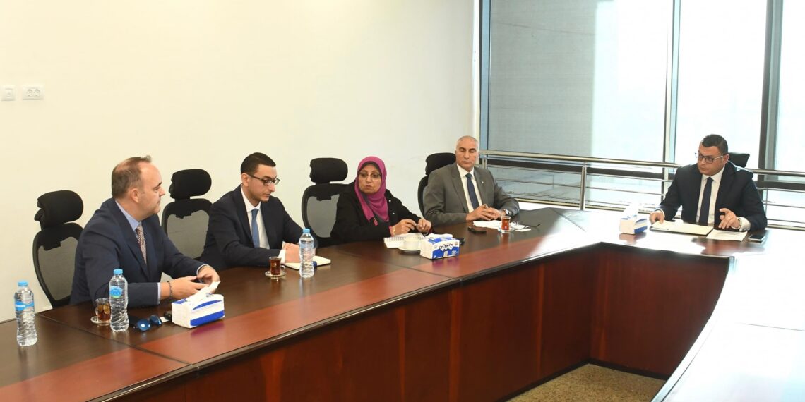 Minister of Housing Meets with Regional Director of Cityscape Exhibitions and Conferences Group