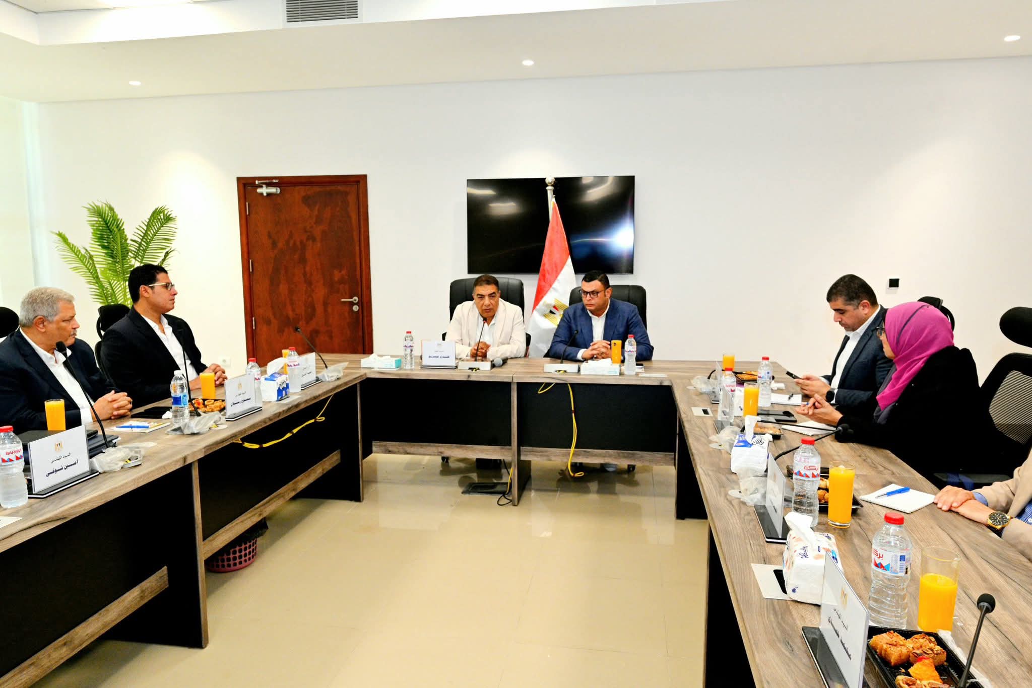 Minister of Housing and Dakahlia Governor Follow Up on Implementation Status of New Mansoura City Projects