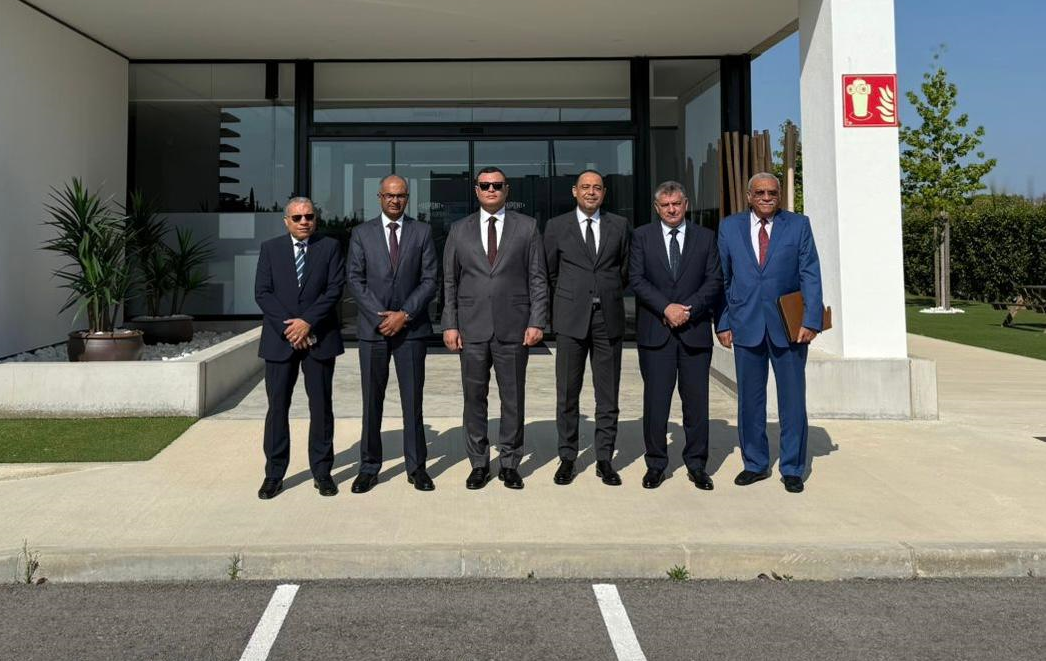 Housing Minister Discusses Localization of Water Desalination Technologies with DuPont and IETOS in Barcelona