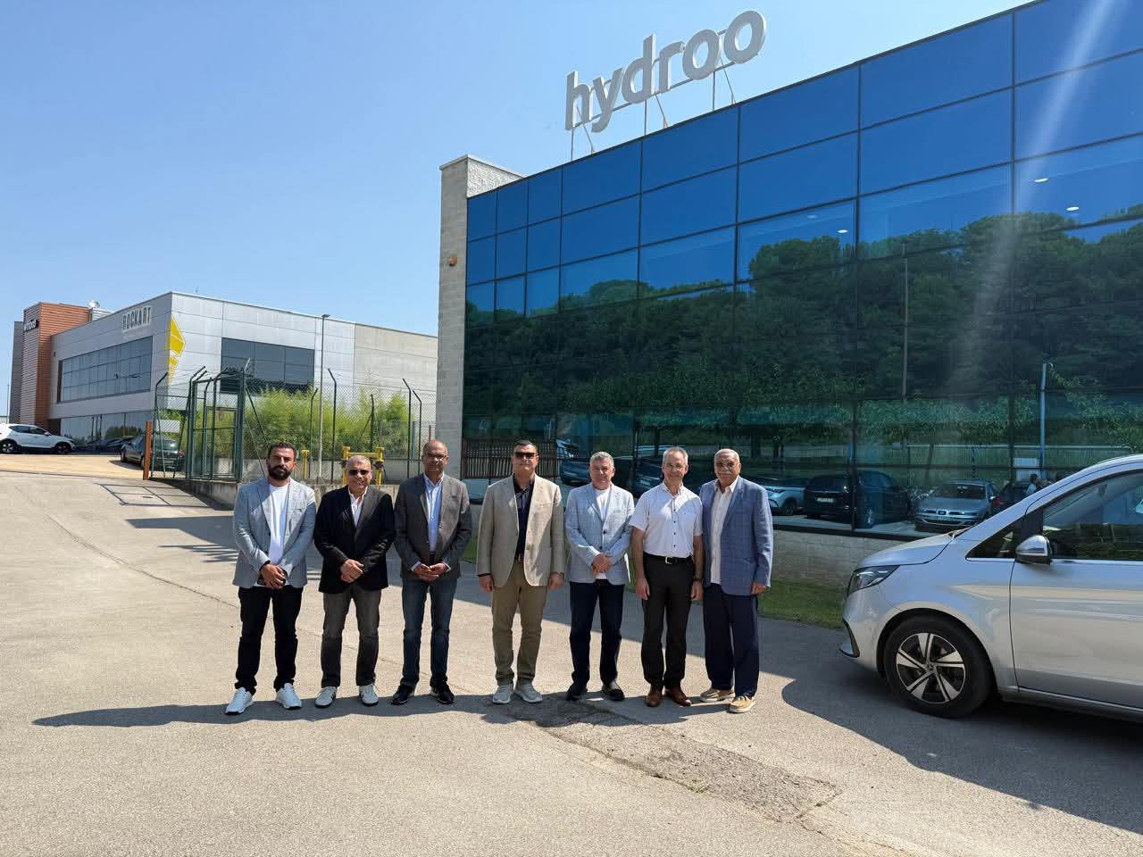Minister of Housing Visits Hydroo Pump Manufacturing Plant in Spain
