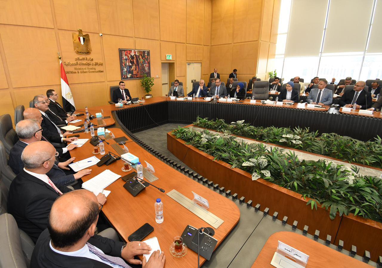 Housing Minister Chairs the Supreme Coordination Committee Meeting to Review Work Files Across All Cities and Issues a Package of Directives