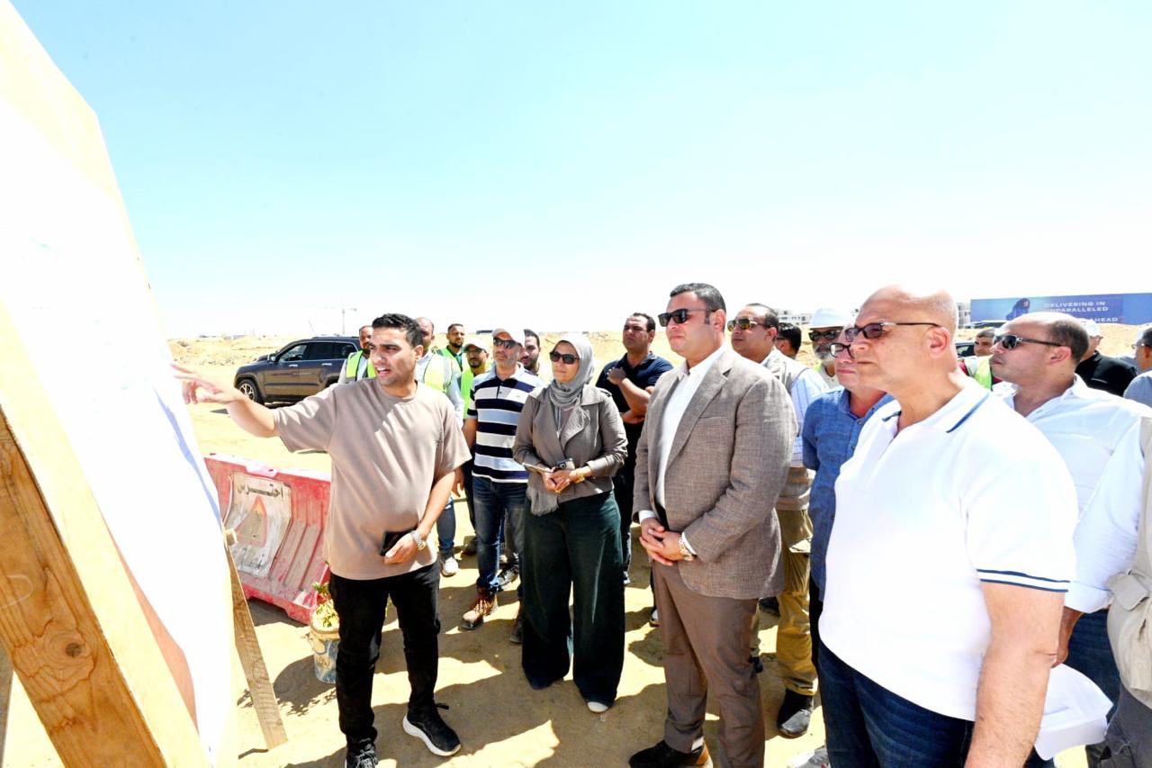 Minister of Housing Inspects Road and Utility Network Projects in Sheikh Zayed City Expansions