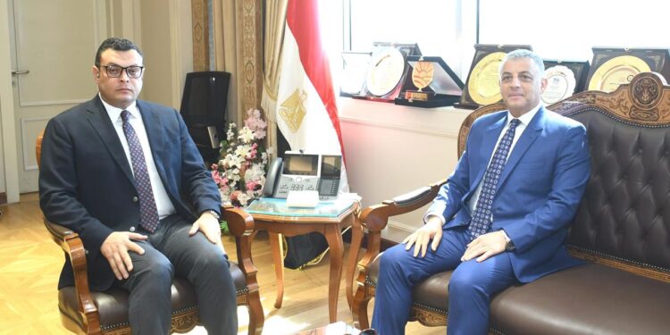 Minister of Housing and Governor of Ismailia Review Joint Work Files