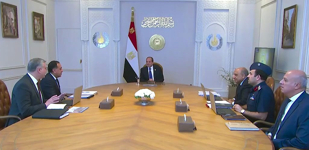 President El-Sisi Follows Up on Joint Work Between the Ministries of Electricity and Petroleum and the Egypt Future Authority