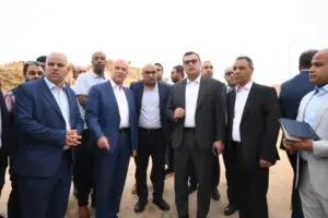 El-Sherbiny Inspects Roads and Middle-Income Housing Project in Hadayek October City