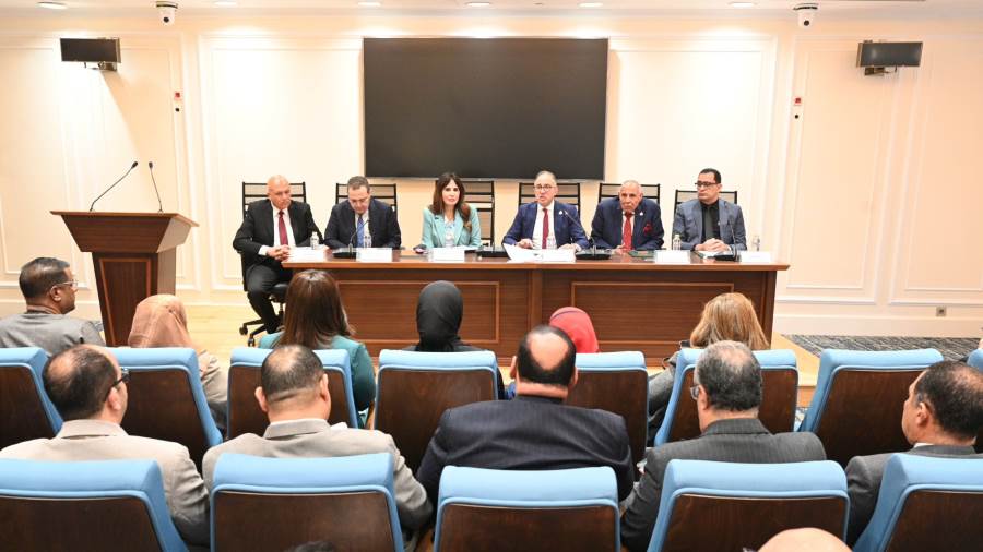 Minister of Housing Presents Future Strategy to Parliament