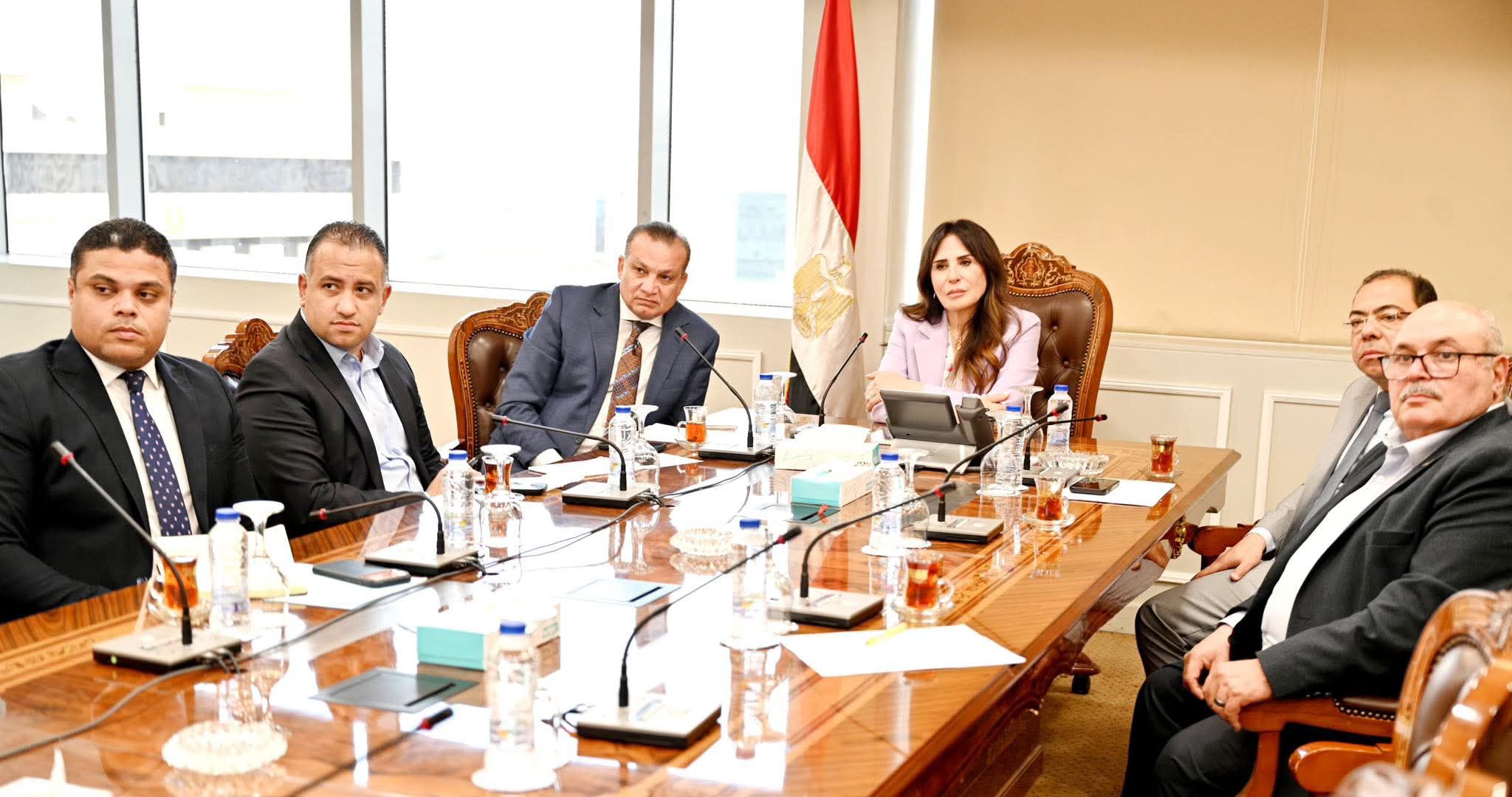 Minister of Housing Reviews Progress of Central Agency for Reconstruction Projects in Alexandria Governorate