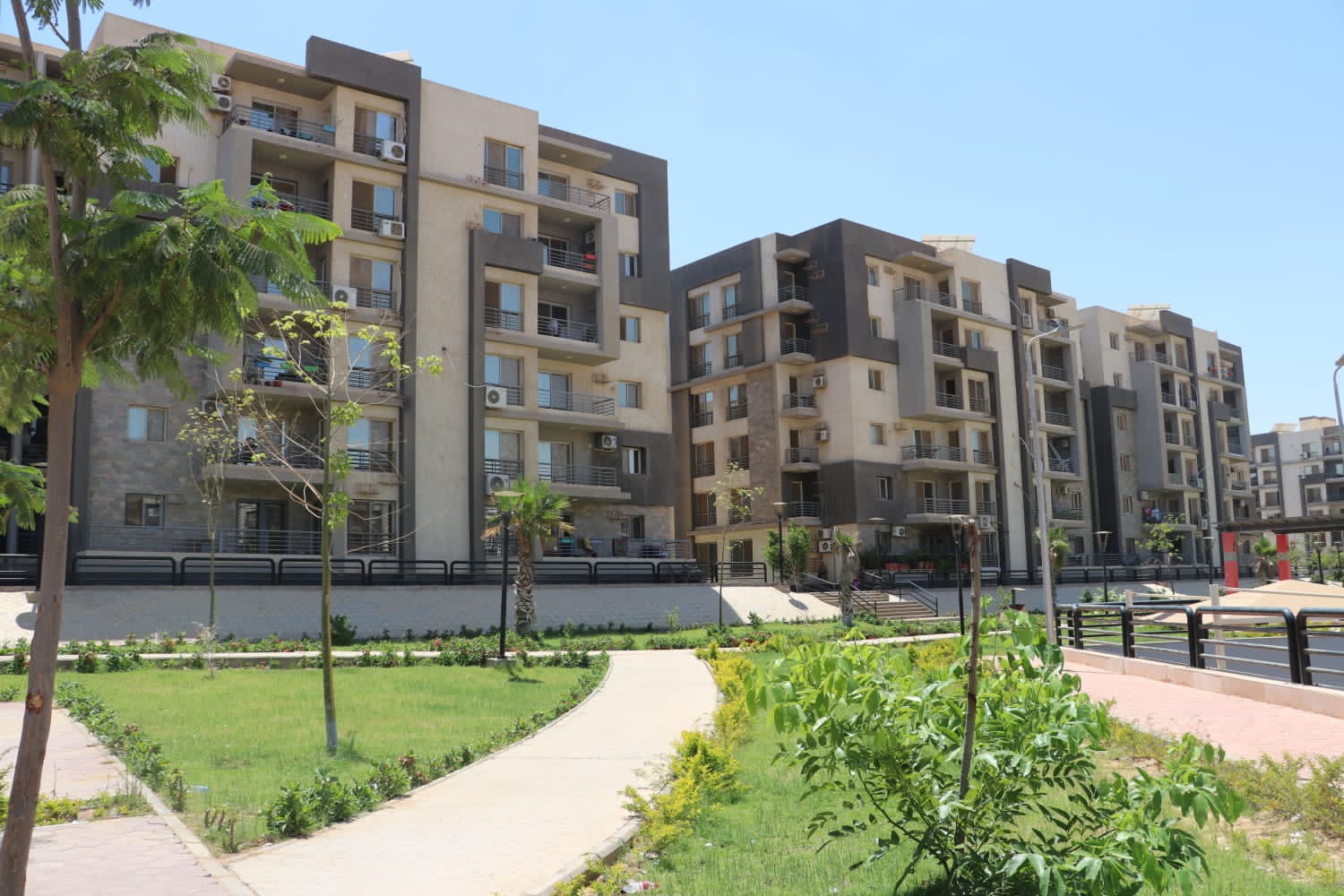 Housing: 6th of October City Authority Reviews Road and Development Projects in the Eastern Expansions