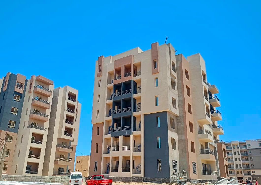 Minister of Housing Reviews Progress of "Diarna" Housing Project Across Several New Cities