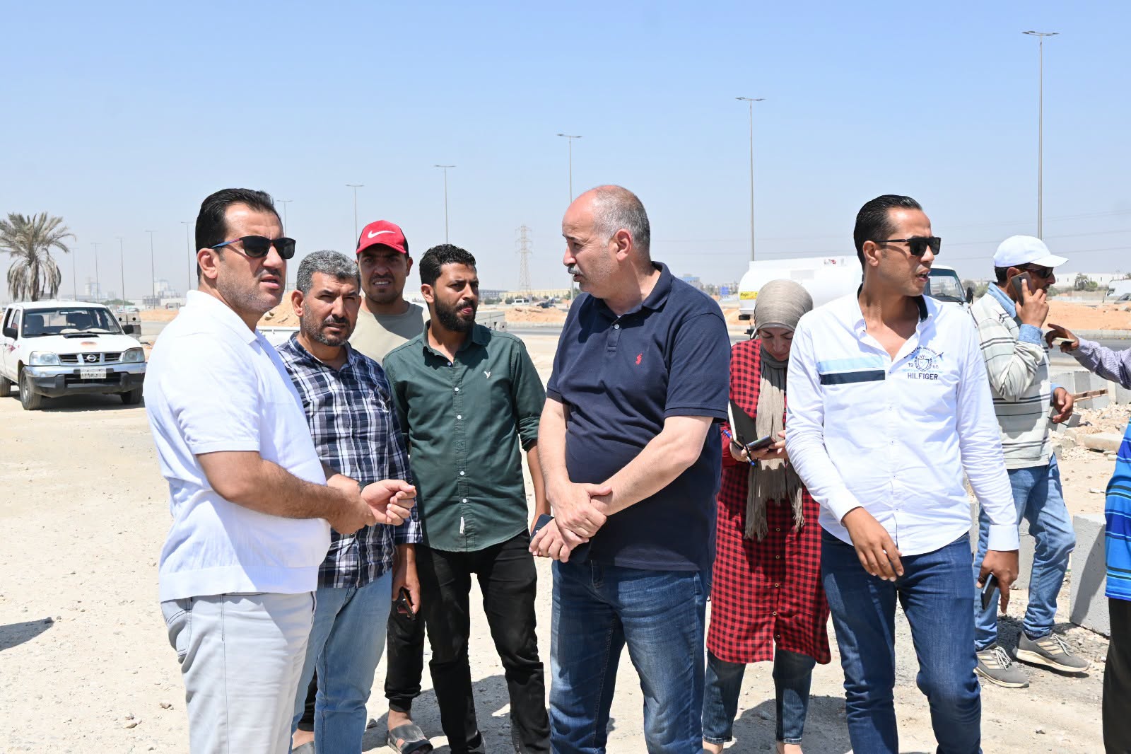 Head of 10th of Ramadan City Authority Reviews Road Upgrades in A3 Industrial Zone, Stresses Protection of Paving Works