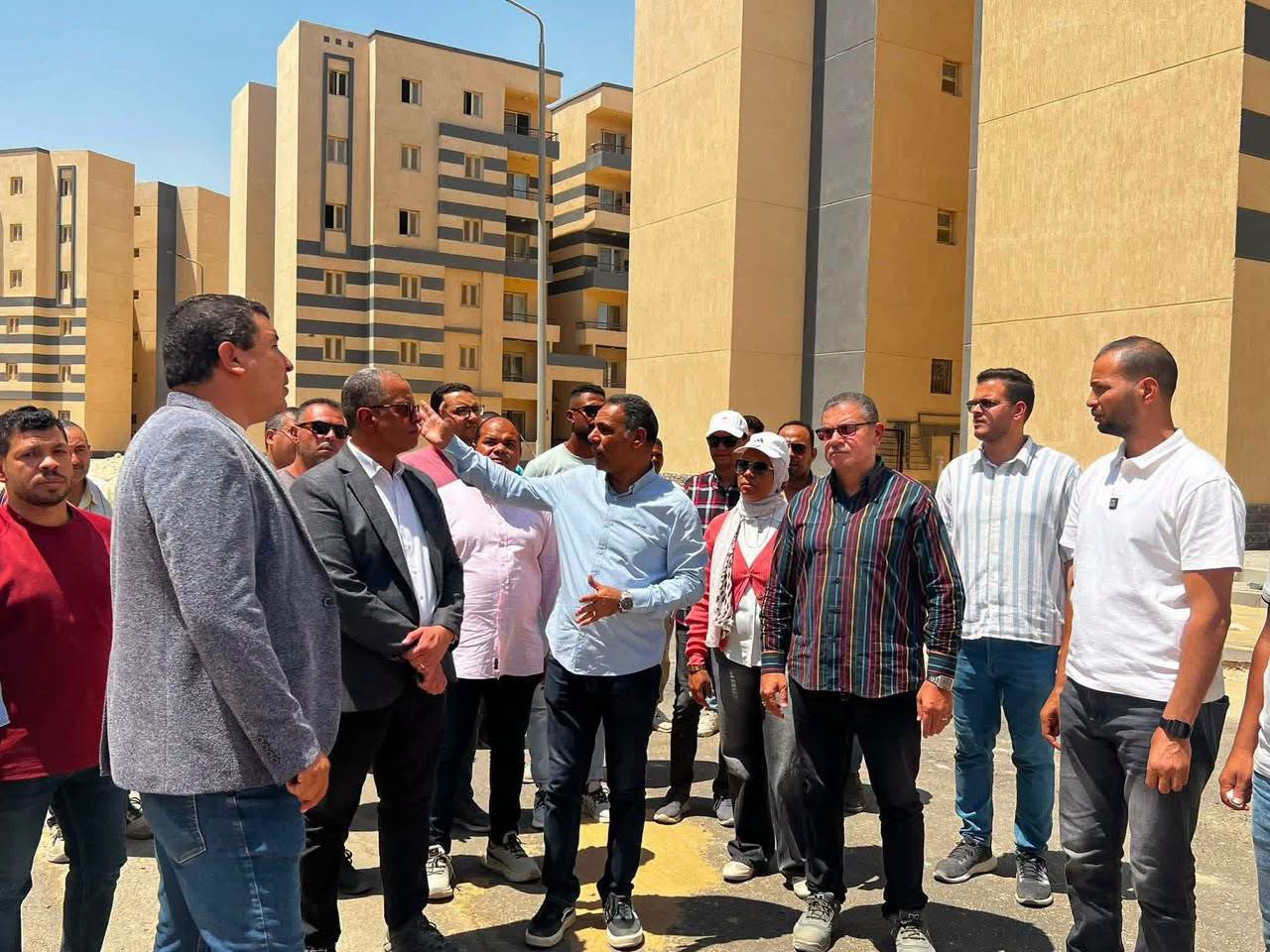 Minister of Housing Follows Up on the Implementation Status of Housing and Service Projects in 15 May, Obour Cities and Port Said Governorate