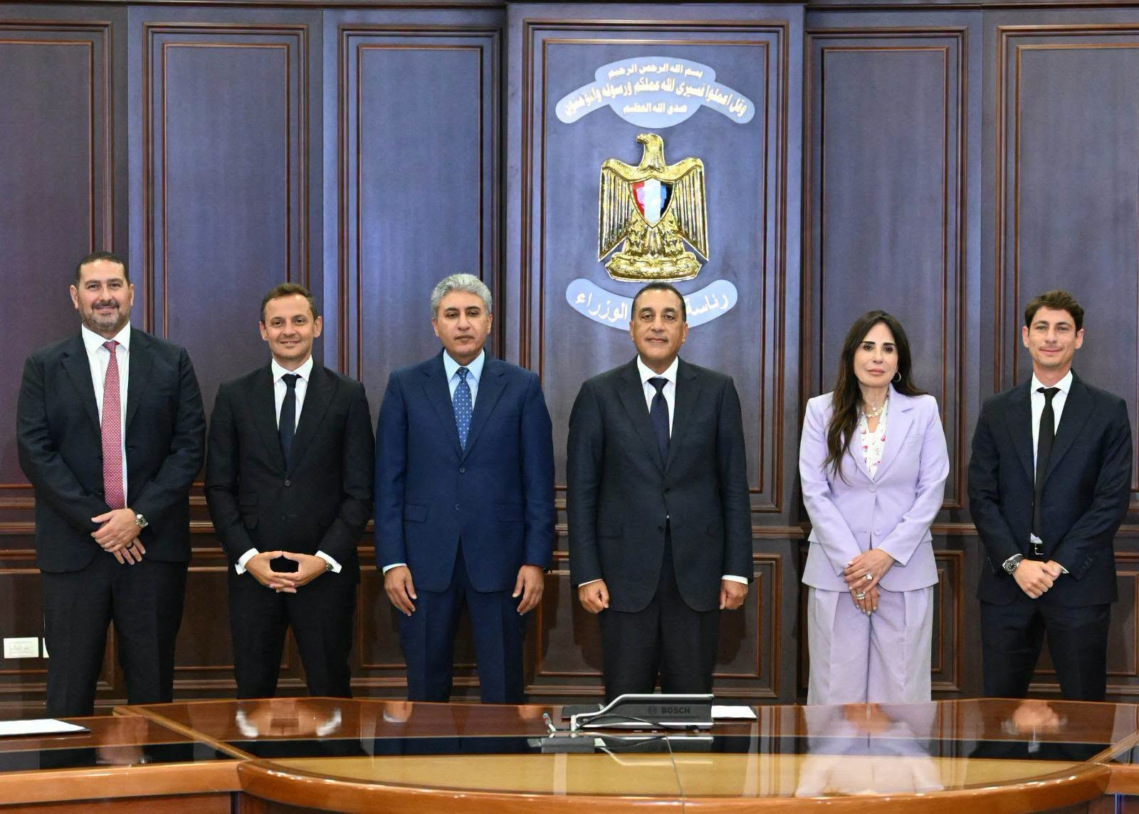 Prime Minister Witnesses Signing of Agreement to Develop 1,800 Hotel Rooms and Suites